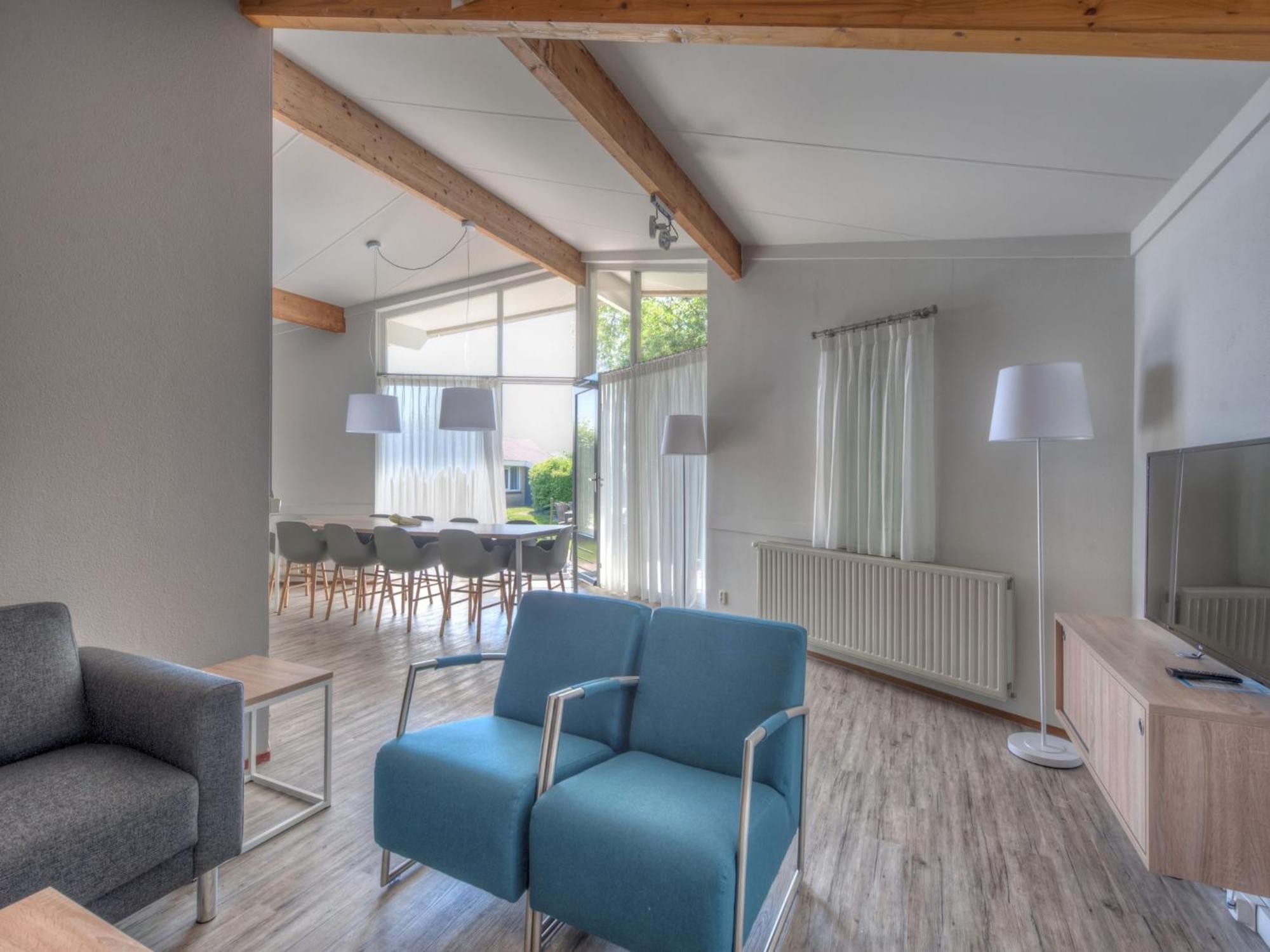 Restyled Bungalow, Two Bathrooms, Close To Vakantiehuis Domburg